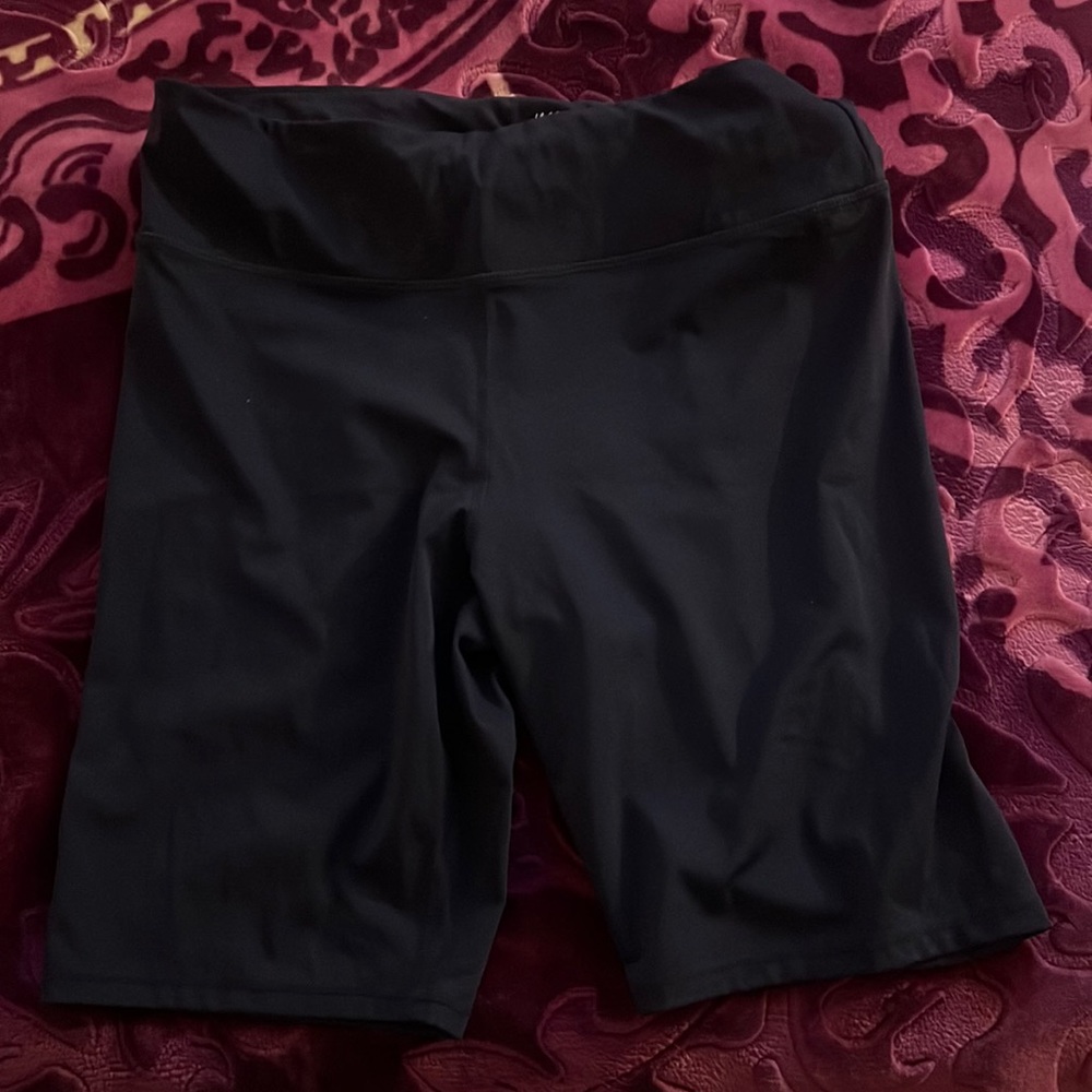 These are biker shorts, they are very comfortable, high rise, adorable to wear.
